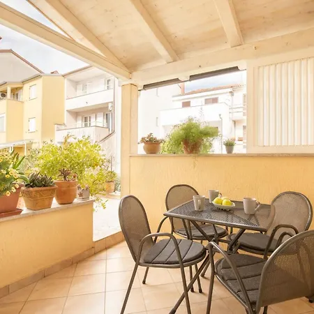 Nova Veruda Apartman Póla