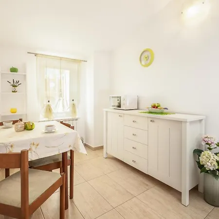 Apartment Nova Veruda Pula